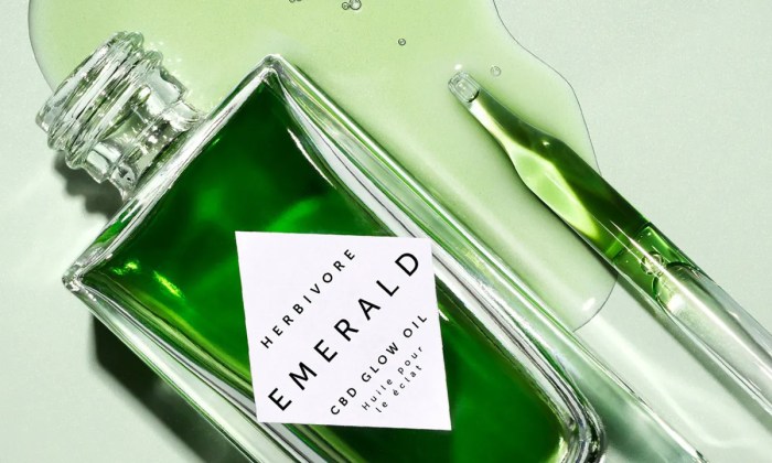 7 Best CBD Skincare Products to Buy in 2021 | Highsnobiety CBD skincare