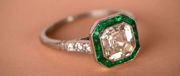 Asscher-Cut Diamond Ring at 1stDibs Asscher-Cut Diamond Ring at 1stDibs