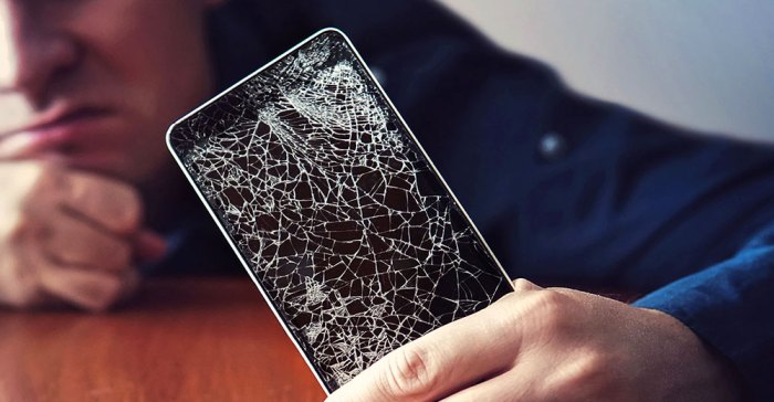 Cracked screen replacement