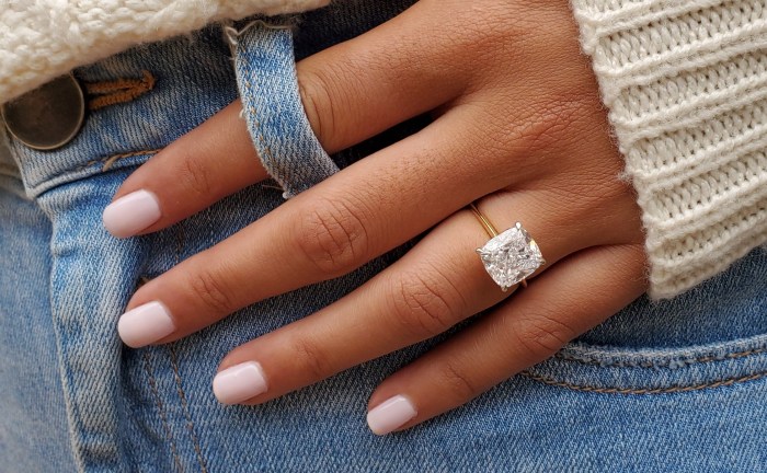 Cushion cut diamond