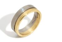 Two-tone diamond ring